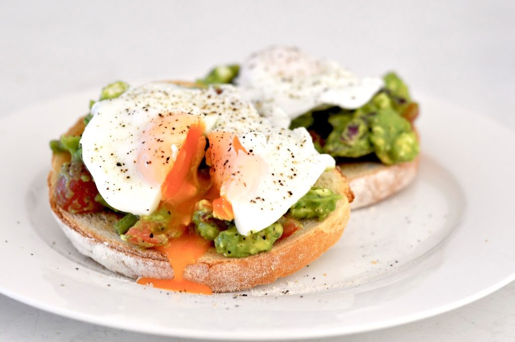 Smashed Avocado with Poached Egg